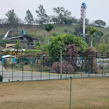 Flat Quartier Aldeia Das Aguas Park Resort Dorandia Bagian luar foto